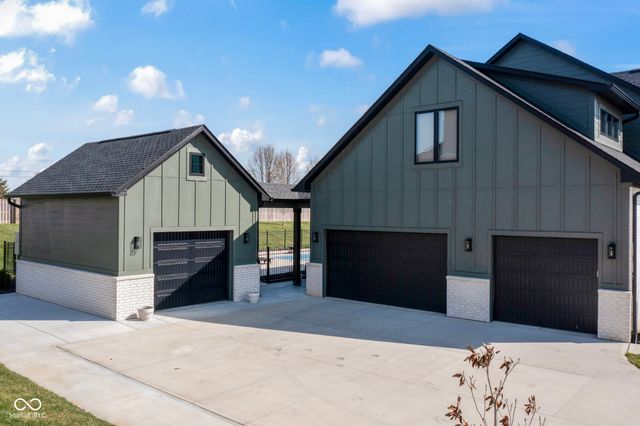 16230 Remington Drive, Fishers, IN 46037
