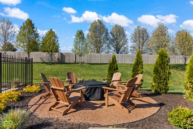 16230 Remington Drive, Fishers, IN 46037