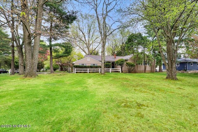 204 Dutch Lane Road, Freehold, NJ 07728