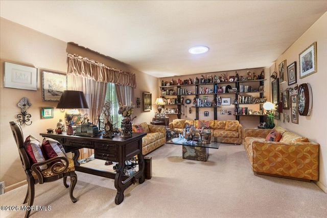 204 Dutch Lane Road, Freehold, NJ 07728