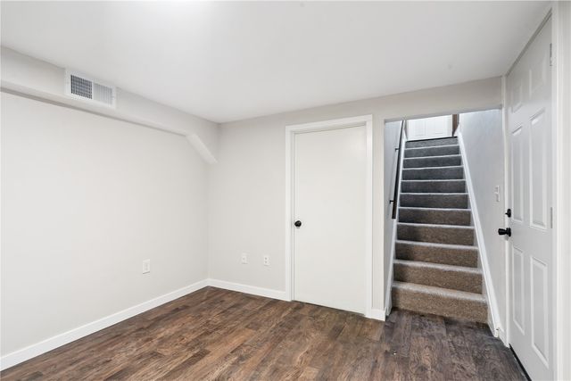 1536 Woodside Drive NW, Cedar Rapids, IA 52405