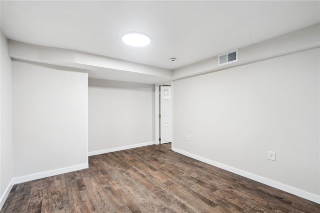 1536 Woodside Drive NW, Cedar Rapids, IA 52405