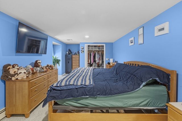 125 Doctor Braley Rd, Freetown, MA 02717