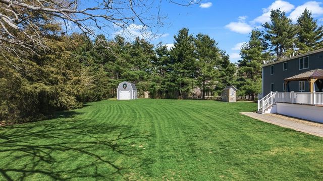 125 Doctor Braley Rd, Freetown, MA 02717