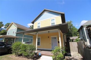 238 NE 9TH STREET, Gainesville, FL 32601