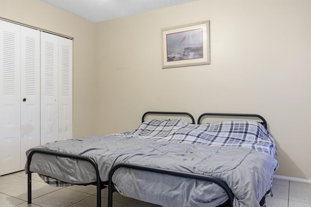 2832 Stoneway Lane B, Fort Pierce, FL 34982