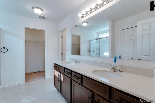 50936 Baileys Landing, Canton, MI 48187