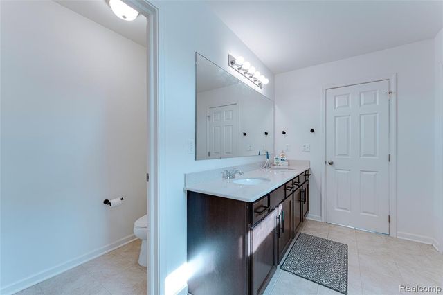 50936 Baileys Landing, Canton, MI 48187