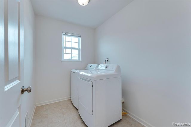 50936 Baileys Landing, Canton, MI 48187