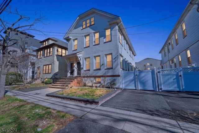 103 W Price St, Linden City, NJ 07036