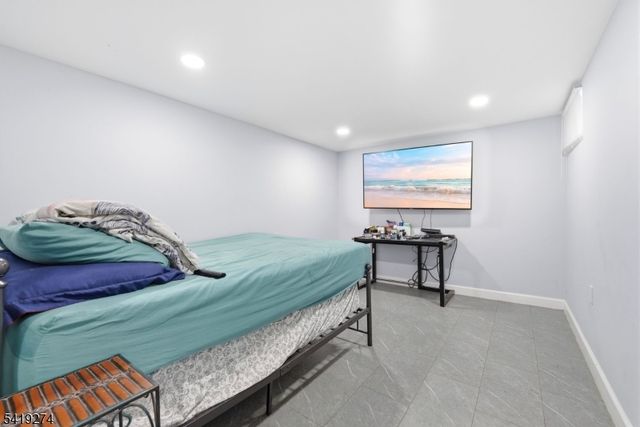 103 W Price St, Linden City, NJ 07036