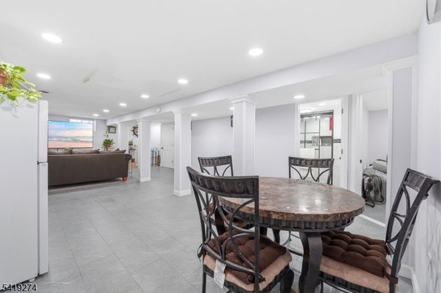 103 W Price St, Linden City, NJ 07036