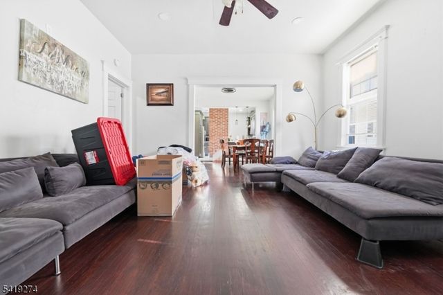 103 W Price St, Linden City, NJ 07036