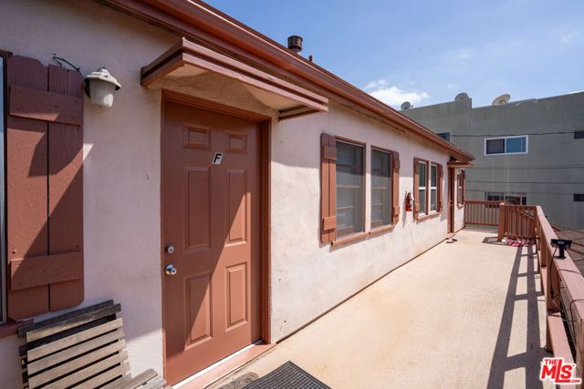1937 12th Street, Santa Monica, CA 90404
