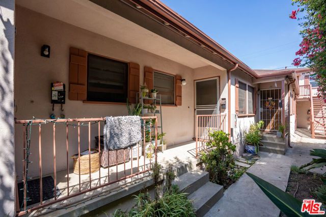 1937 12th Street, Santa Monica, CA 90404
