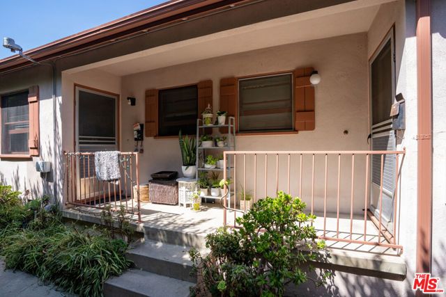 1937 12th Street, Santa Monica, CA 90404
