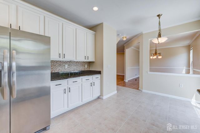 32 Carnation Road, Monroe, NJ 08831