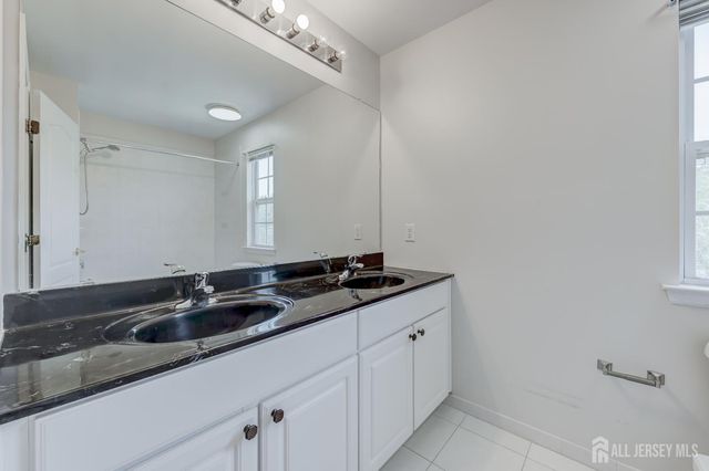 32 Carnation Road, Monroe, NJ 08831