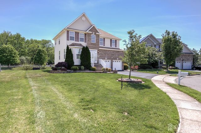 32 Carnation Road, Monroe, NJ 08831