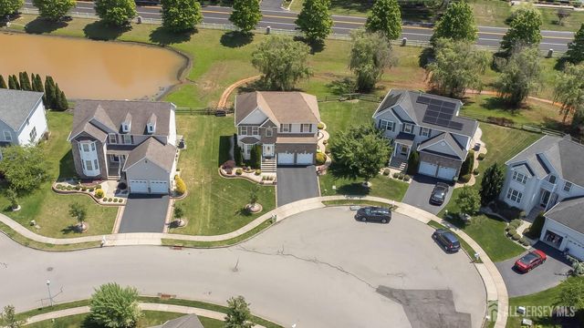 32 Carnation Road, Monroe, NJ 08831