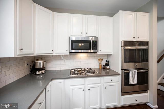 68 BRONCO LN, Fredericksburg, VA 22406