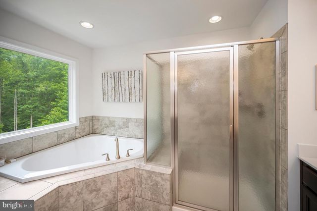 68 BRONCO LN, Fredericksburg, VA 22406