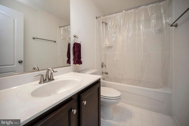68 BRONCO LN, Fredericksburg, VA 22406