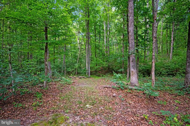 68 BRONCO LN, Fredericksburg, VA 22406