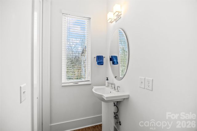 2631 Archdale Drive, Charlotte, NC 28210