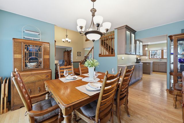 1846 Baltimore Drive, Elk Grove Village, IL 60007