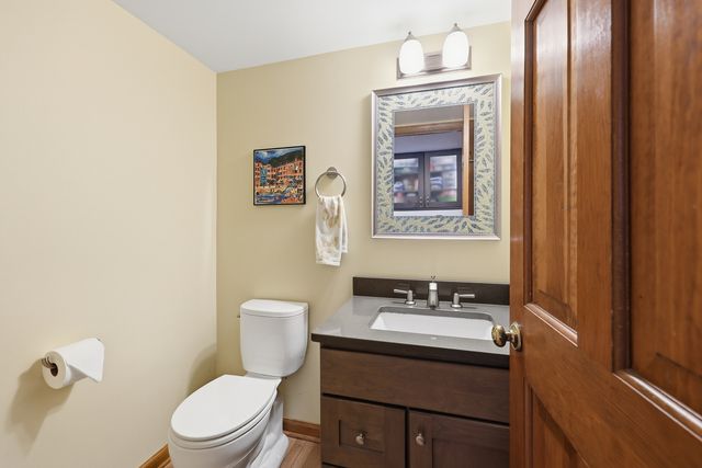 1846 Baltimore Drive, Elk Grove Village, IL 60007