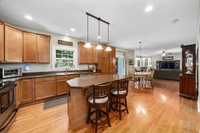 621 Canteridge Drive, Pickerington, OH 43147