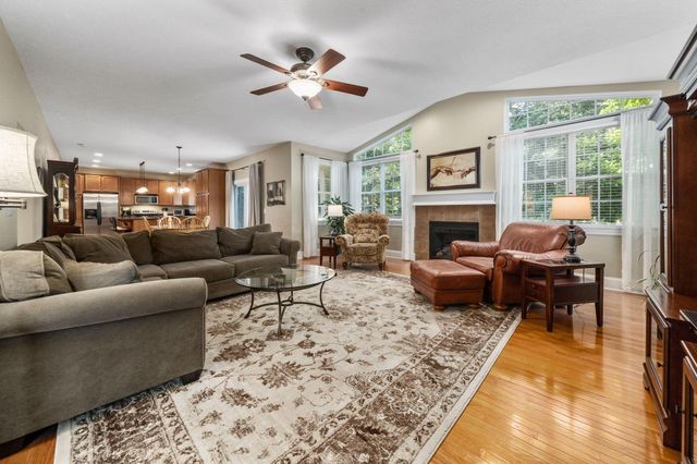 621 Canteridge Drive, Pickerington, OH 43147