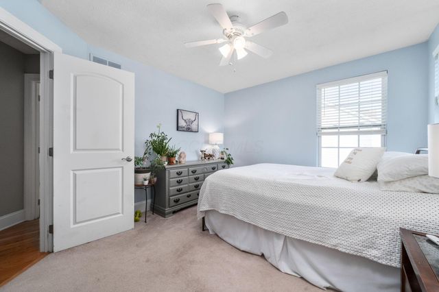 621 Canteridge Drive, Pickerington, OH 43147