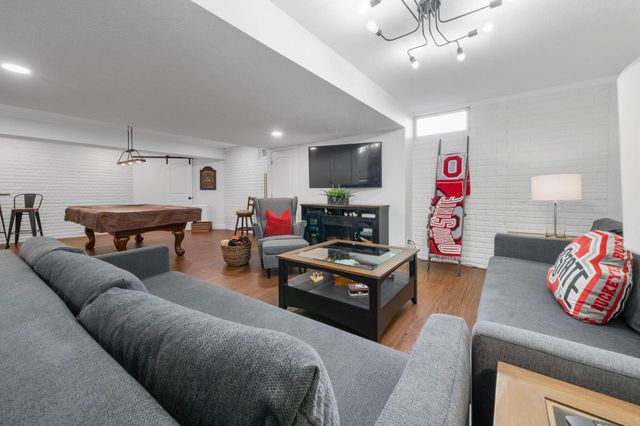 621 Canteridge Drive, Pickerington, OH 43147