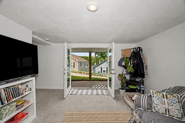 6 Wilson Ave, Spencer, MA 01562