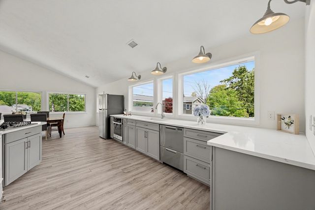 6 Wilson Ave, Spencer, MA 01562