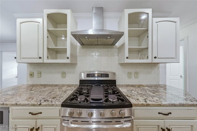 10612 Cardinal Lane, Brecksville, OH 44141