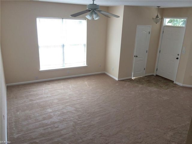 604 Teton CIR, Suffolk, VA 23435