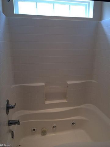 604 Teton CIR, Suffolk, VA 23435