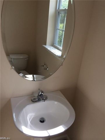 604 Teton CIR, Suffolk, VA 23435