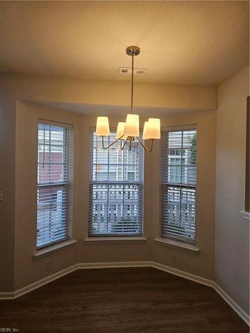 604 Teton CIR, Suffolk, VA 23435
