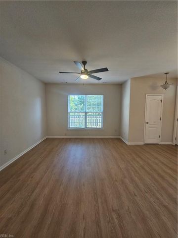 604 Teton CIR, Suffolk, VA 23435