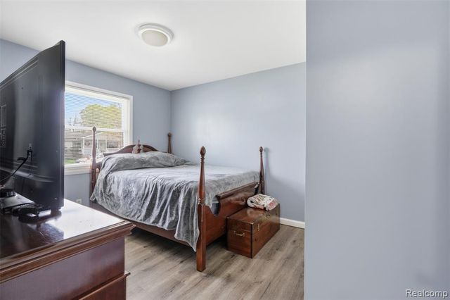 5208 Don Shenk Drive, Swartz Creek, MI 48473