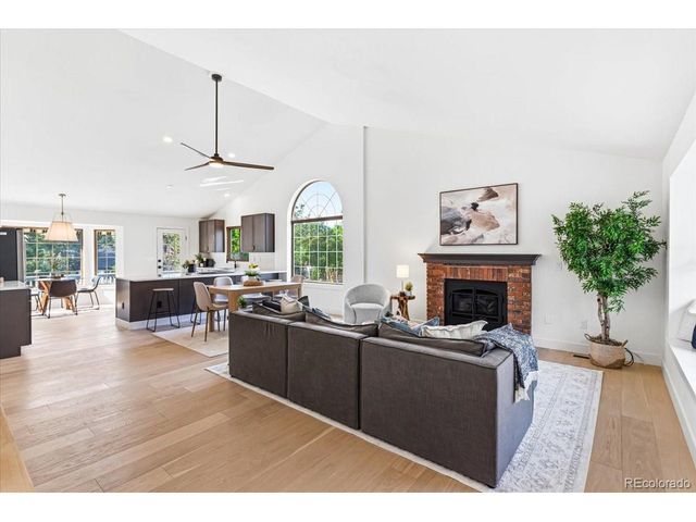 6 Manzanita, Littleton, CO 80127