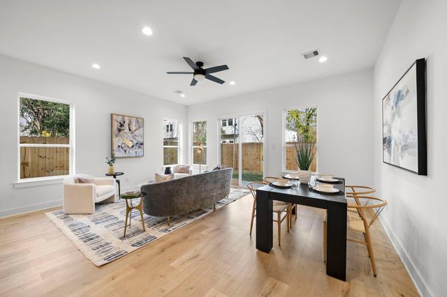 309 E 43rd Street, Houston, TX 77022