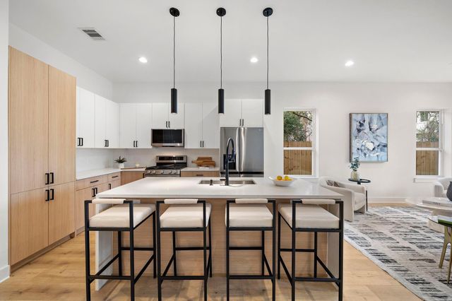 309 E 43rd Street, Houston, TX 77022