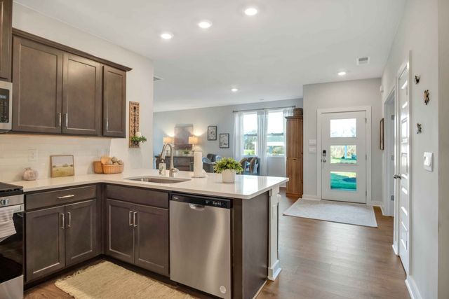 2169 Holmesburg Pvt Circle, Gallatin, TN 37066