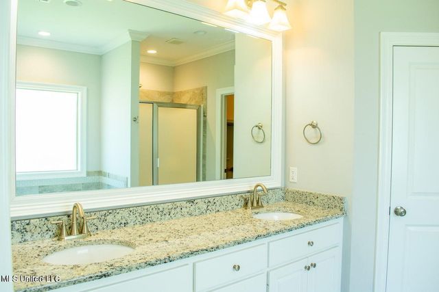 216 Buttonwood Lane, Canton, MS 39046