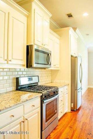216 Buttonwood Lane, Canton, MS 39046
